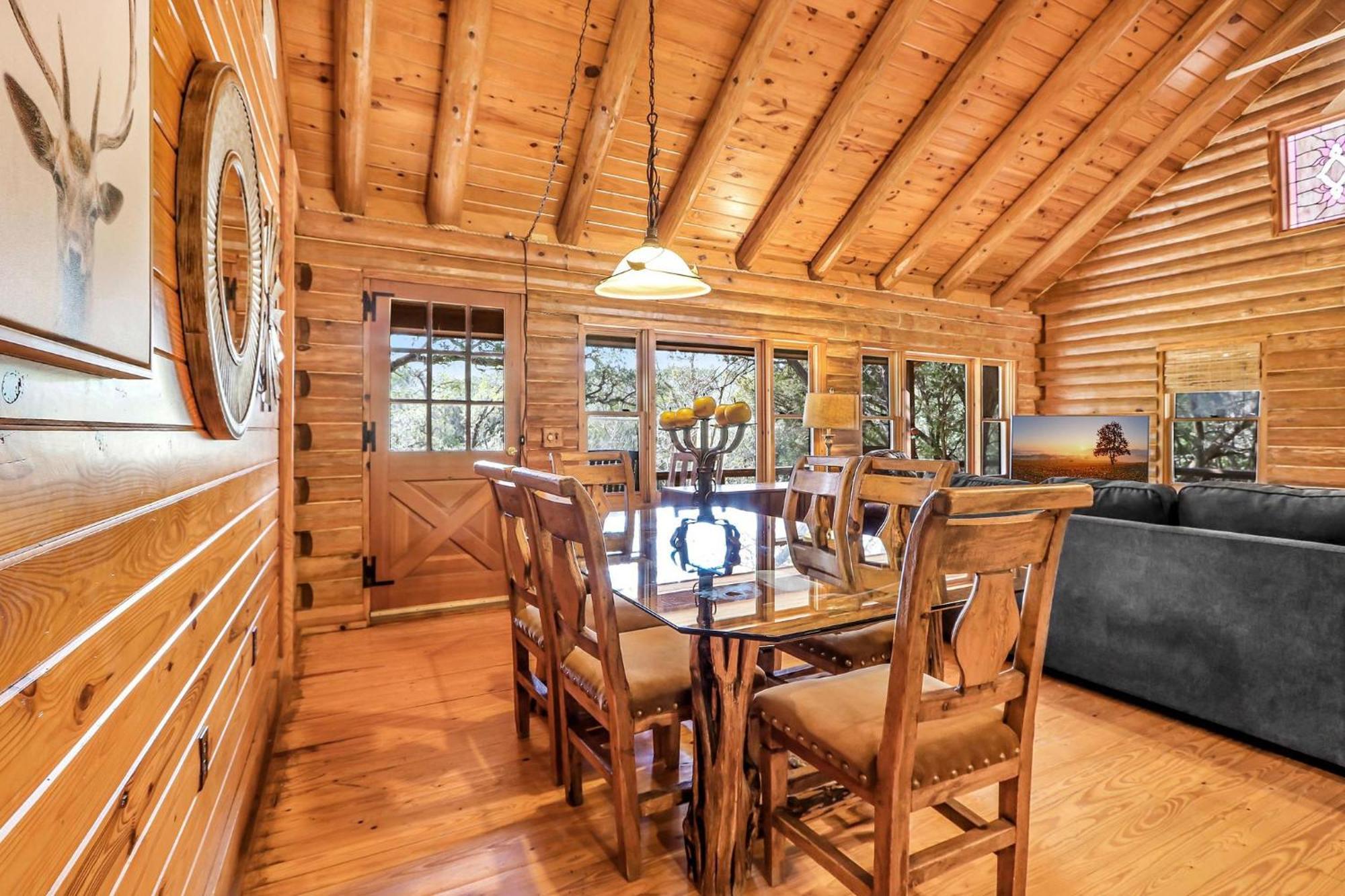 Falls Log Home Wimberley Esterno foto